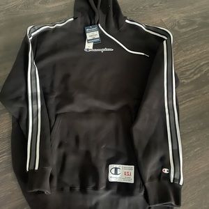 Champion sweatshirt Mens.